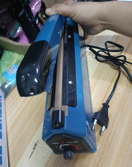 <strong>Desktop Heat Sealer Plastic Casing Sealing Machine PFS-250</strong>