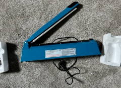<strong>Hand Heat Sealing Machine Impulse Plastic Bag Sealer PFS-200</strong>
